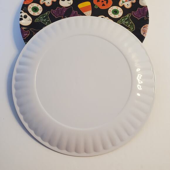 Cupcakes & Cashmere Set of 8 Melamine Halloween Plates Black 10.25 in New - Picture 12 of 15